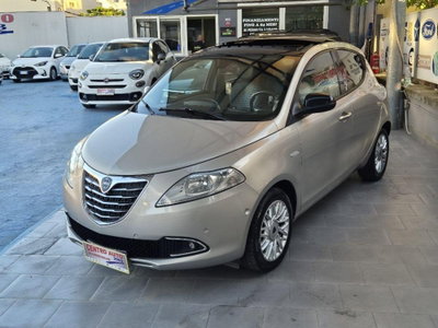 Lancia Ypsilon 0.9 TwinAir 85 CV 5 porte S&S DFN Platinum (8)