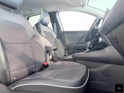 Renault Captur Full Hybrid E-Tech 145 CV Techno (13)