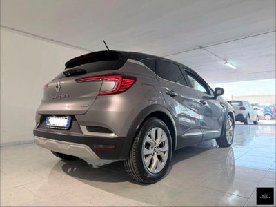 Renault Captur Full Hybrid E-Tech 145 CV Techno (6)