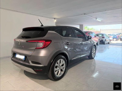 Renault Captur Full Hybrid E-Tech 145 CV Techno (7)