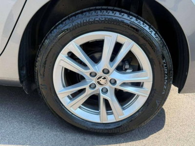 Skoda Fabia 1.0 mpi Selection 80cv (15)