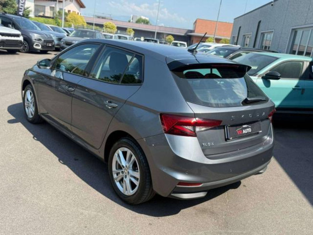 Skoda Fabia 1.0 mpi Selection 80cv (4)
