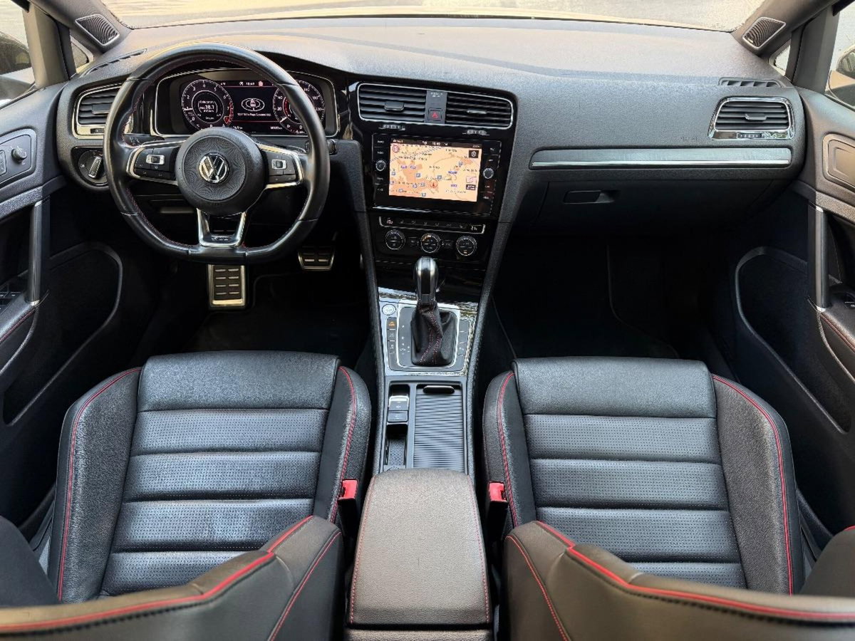 Volkswagen Golf GTI Performance 2.0 245 CV TSI 5p. BMT (18)