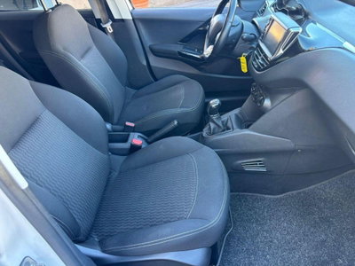 Peugeot 208 75 5 porte Active (5)