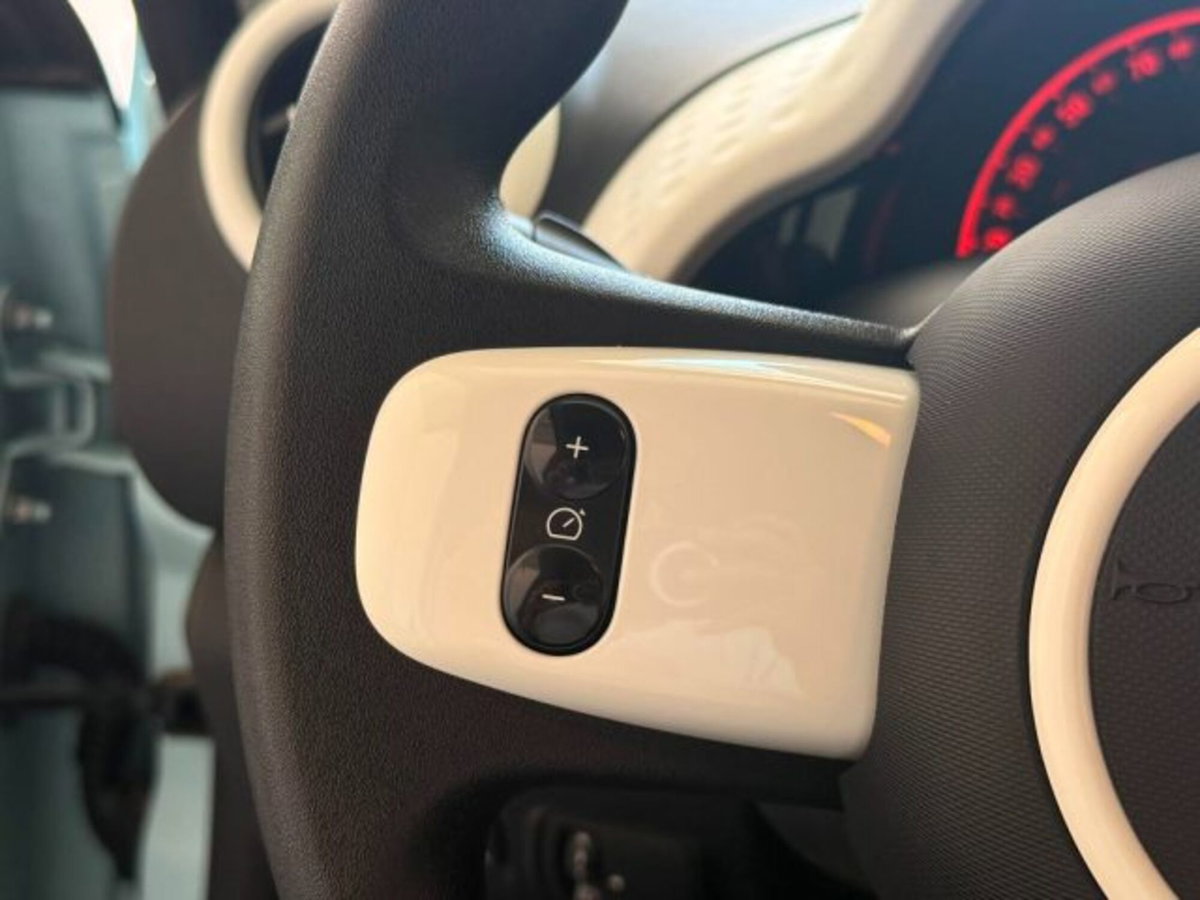 Renault Twingo 1.0 sce Equilibre 65cv (16)