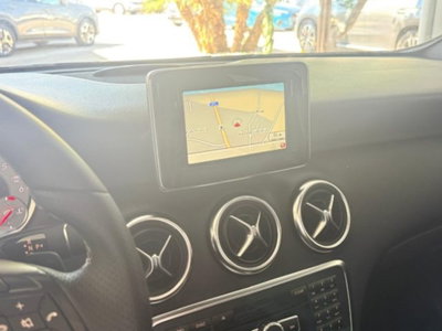 Mercedes-Benz Classe A 180 CDI Automatic Sport (13)