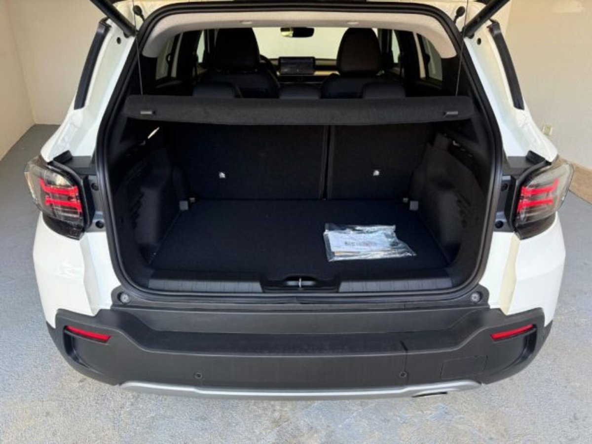 Jeep Avenger 1.2 turbo Summit fwd 100cv (10)