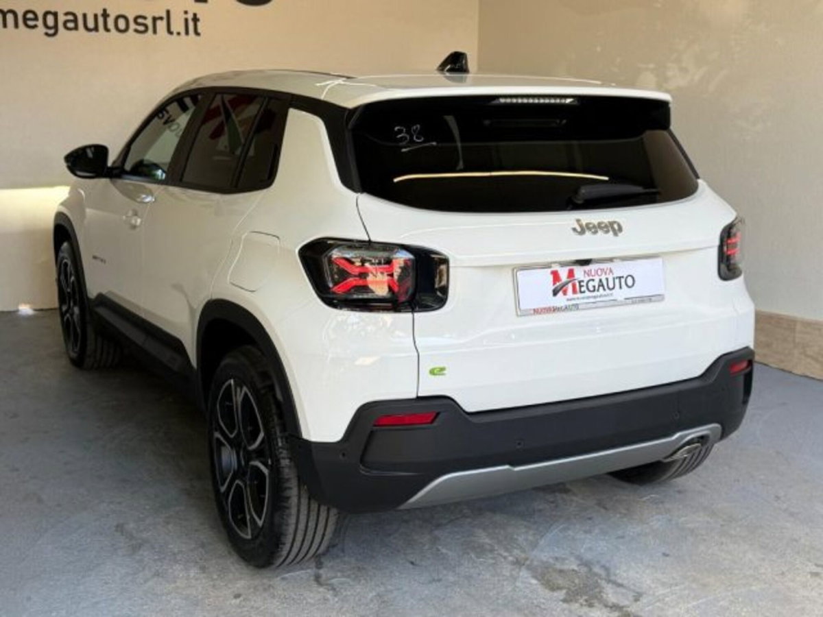 Jeep Avenger 1.2 turbo Summit fwd 100cv (5)