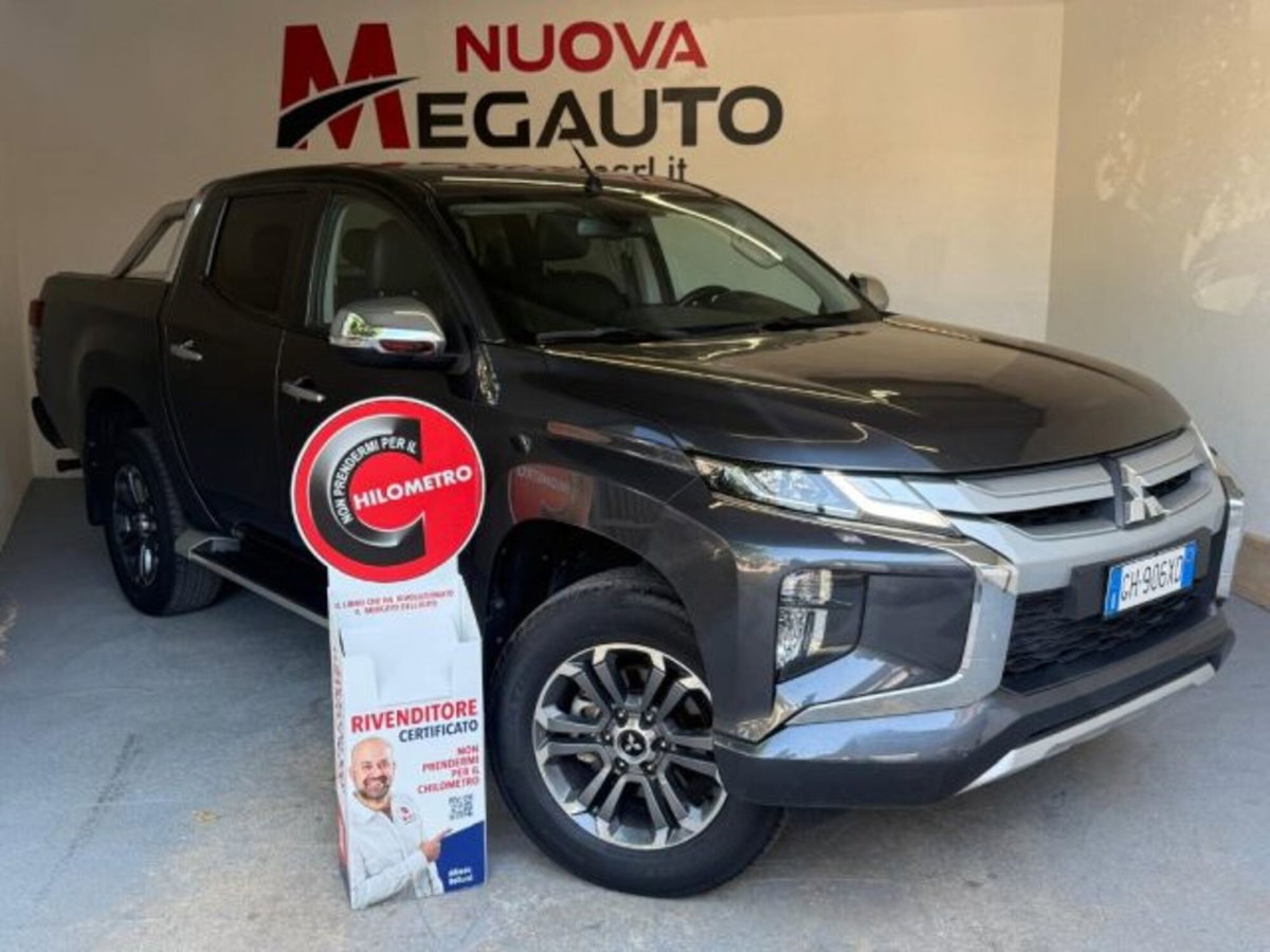 Mitsubishi L200 2.3 D Double Cab 4x4 Super Select P0. Diamond