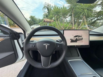 Tesla Model 3 Model 3 Long Range RWD (12)