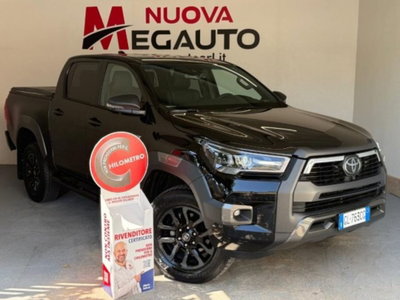 Toyota Hilux 2.8 D A/T 4WD porte Double Cab Invincible usato