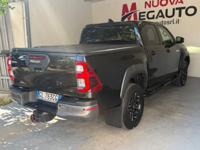Toyota Hilux 2.8 D A/T 4WD porte Double Cab Invincible (5)