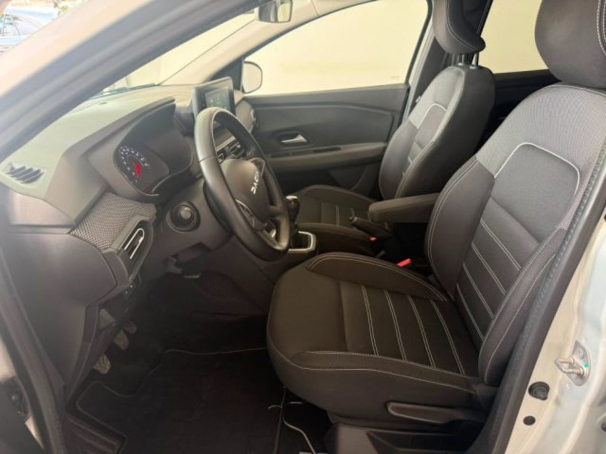 Dacia Jogger Jogger 1.0 TCe GPL 100 CV 7 posti Extreme (18)