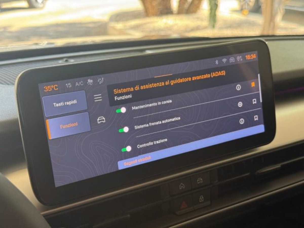 Jeep Avenger 1.2 turbo Summit fwd 100cv (17)
