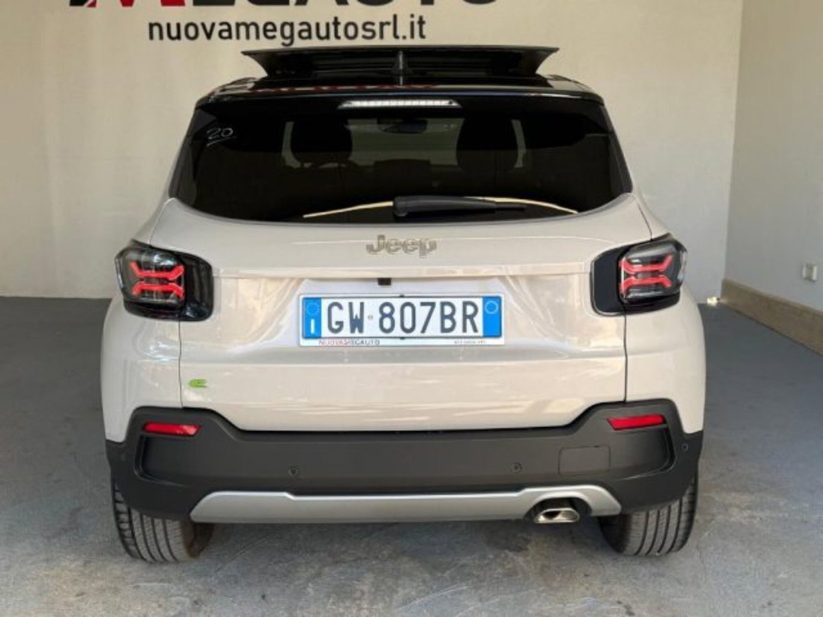 Jeep Avenger 1.2 turbo Summit fwd 100cv (6)