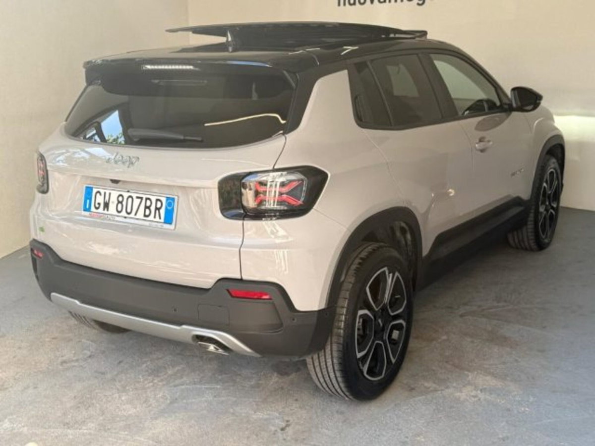 Jeep Avenger 1.2 turbo Summit fwd 100cv (7)