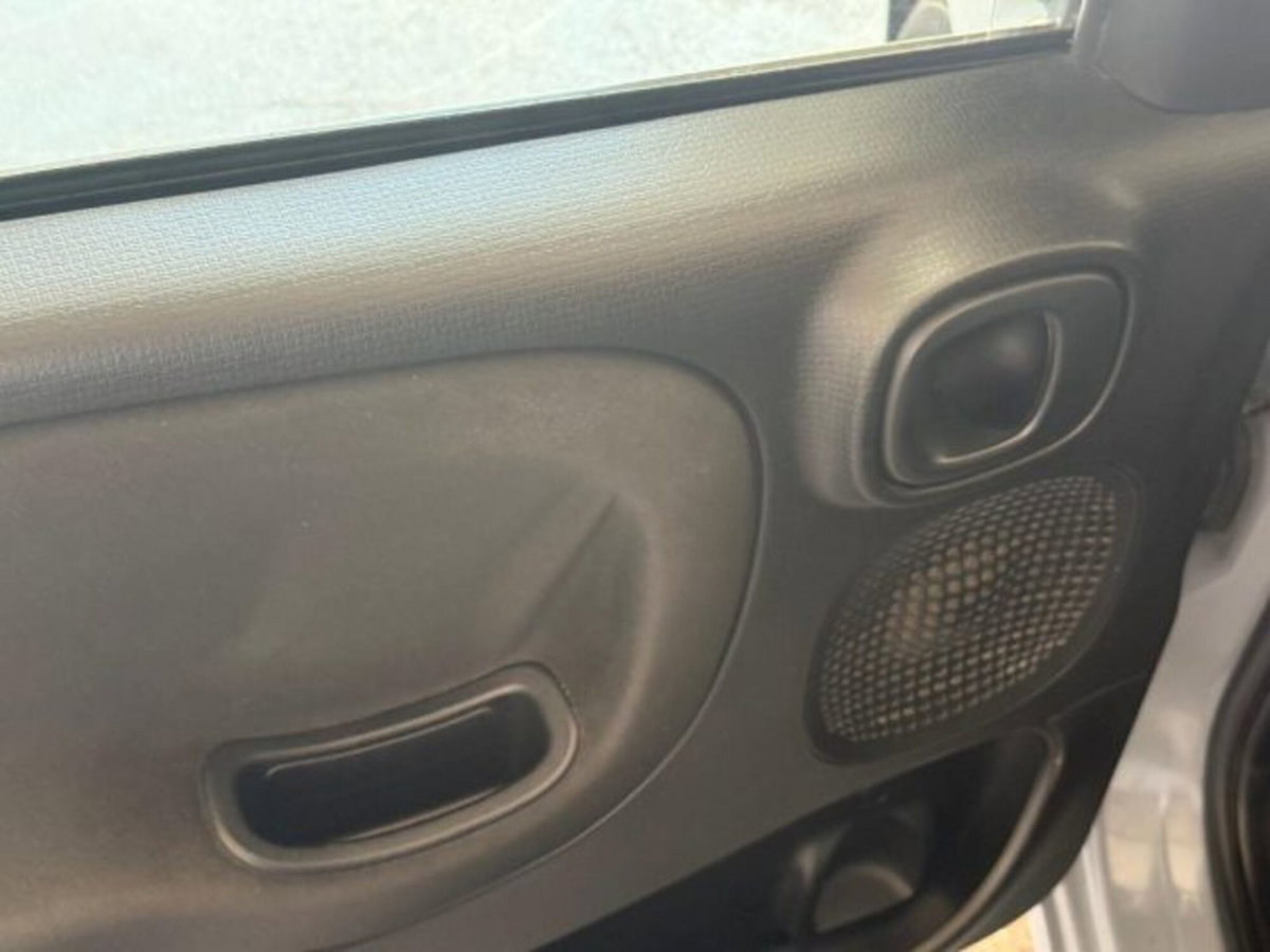 Fiat Panda 1.3 MJT 95 CV S&S Lounge (19)