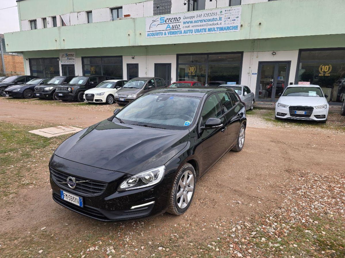 Volvo V60 D2 Geartronic Summum (4)