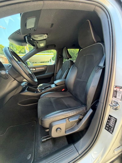 Volvo XC40 D4 AWD Geartronic R-design (12)