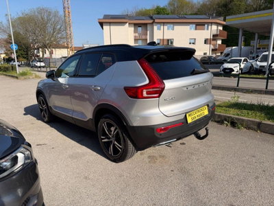Volvo XC40 D4 AWD Geartronic R-design (6)