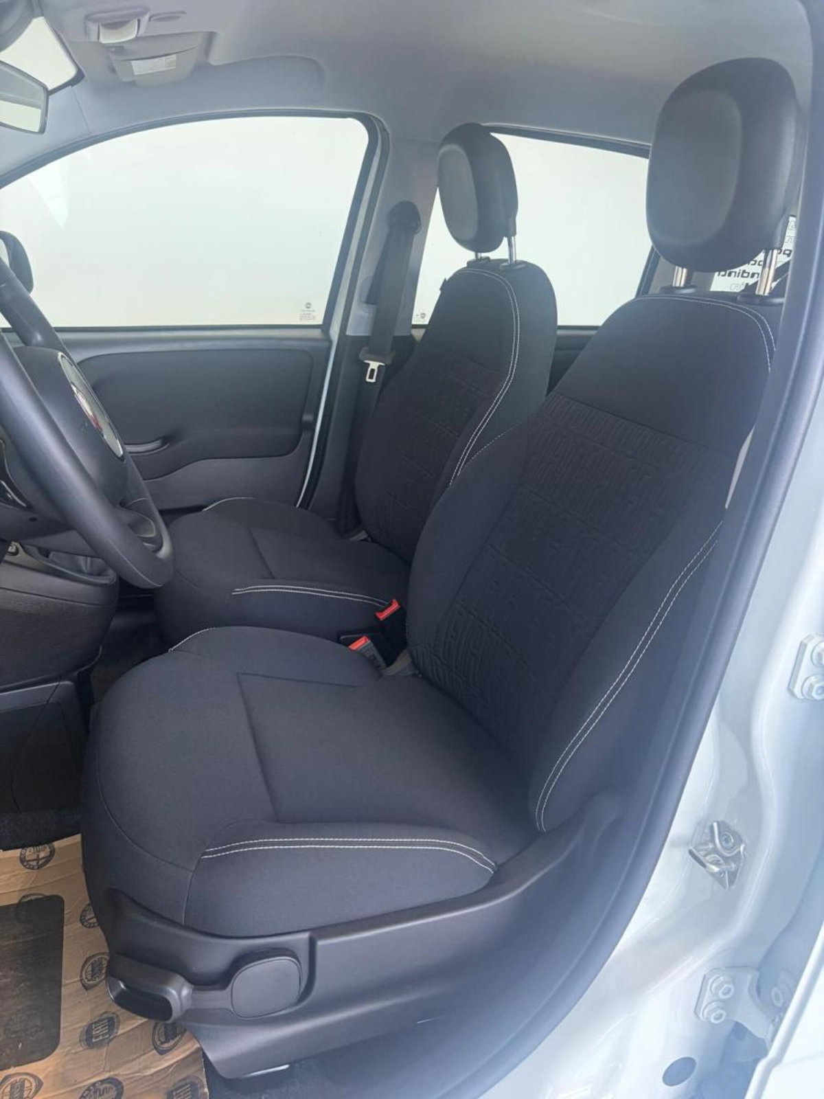 Fiat Panda 1.0 FireFly S&S Hybrid City Cross (9)