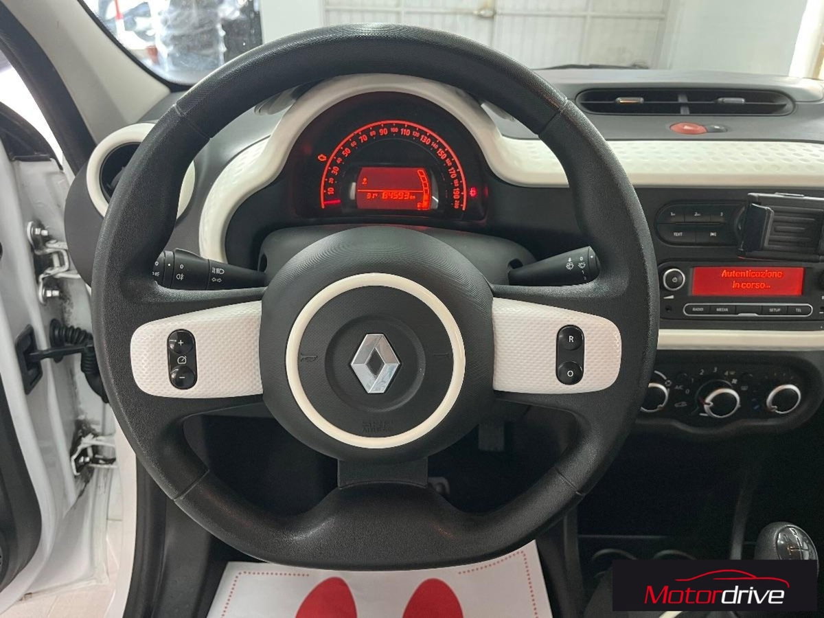 Renault Twingo SCe Life (10)