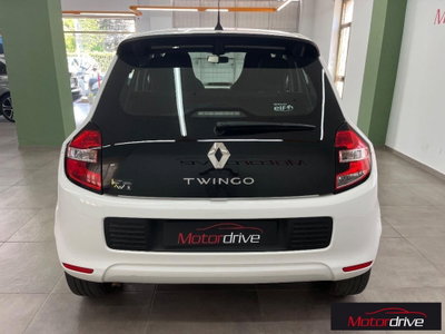 Renault Twingo SCe Life (5)