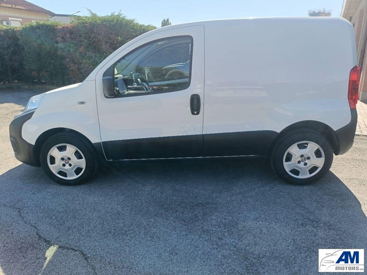 Fiat Fiorino 1.3 MJT 95CV Cargo (9)