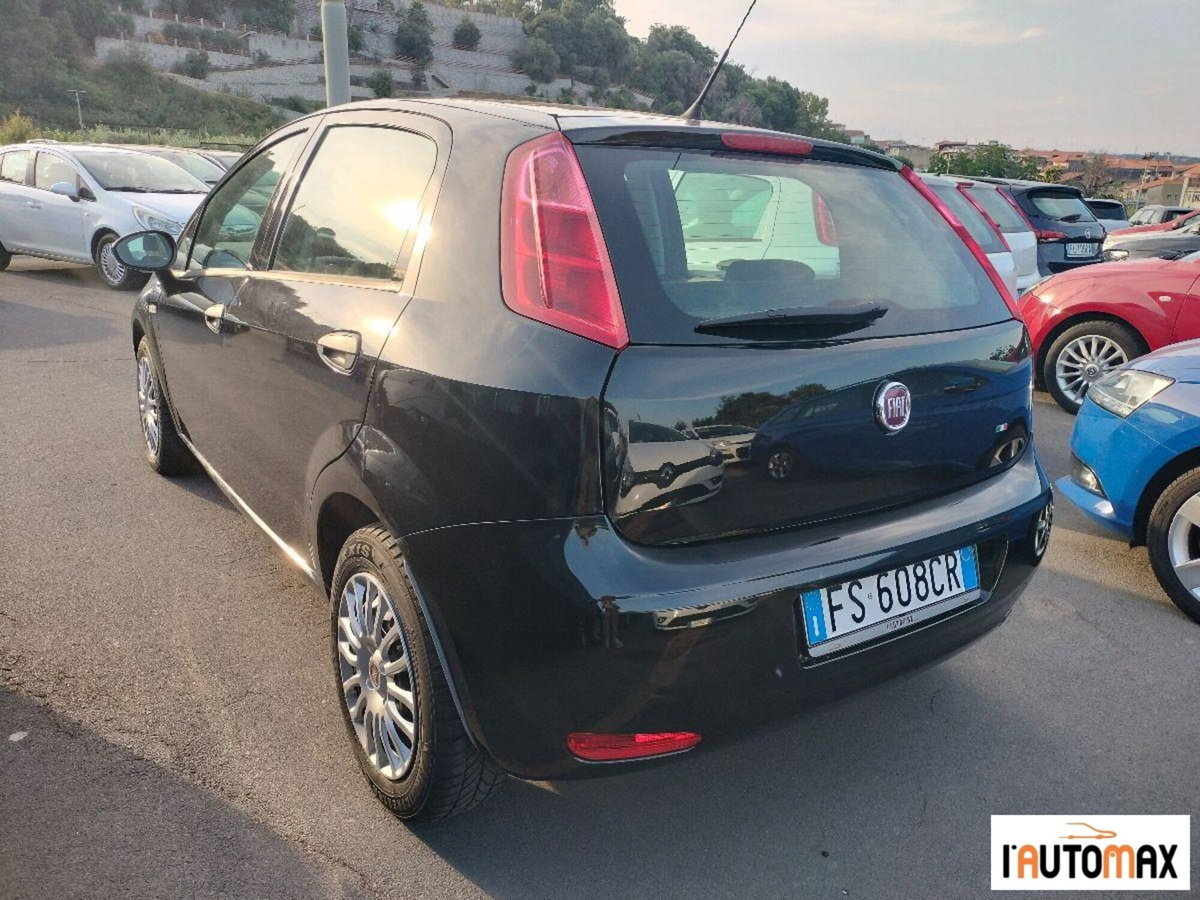 Fiat Punto 1.3 MJT II S&S 95 CV 5 porte Street (4)