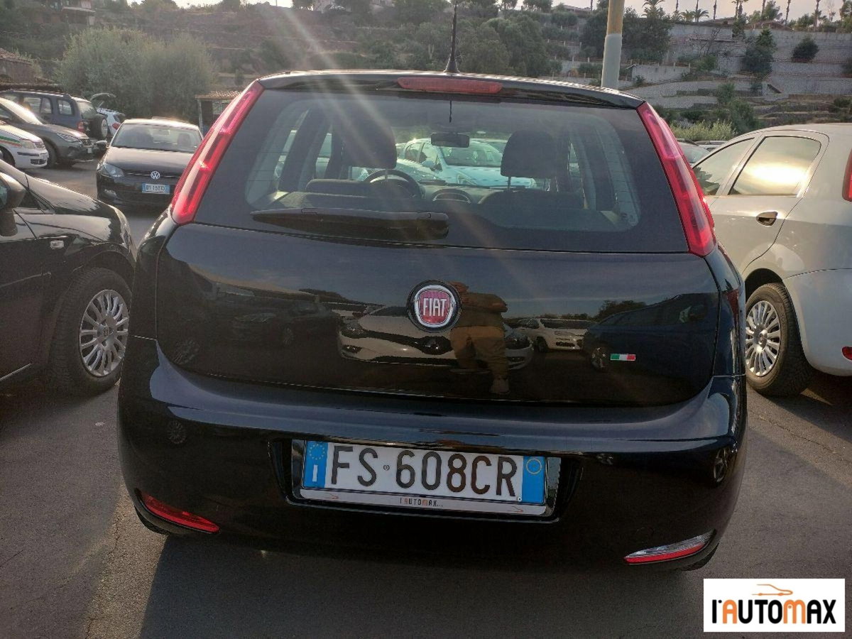 Fiat Punto 1.3 MJT II S&S 95 CV 5 porte Street (5)