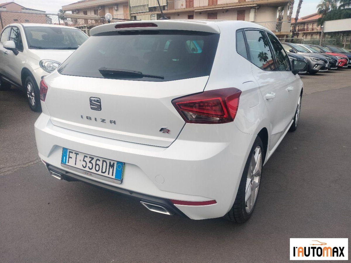 SEAT Ibiza 1.6 TDI 95 CV 5 porte FR (6)