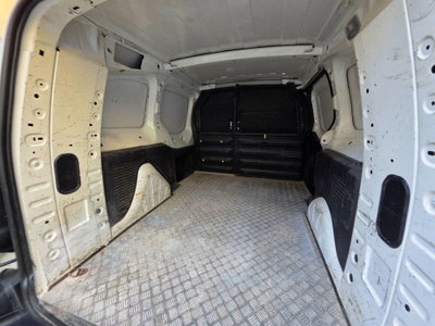 Citroen Berlingo Multispace BlueHDi 100 XTR (13)