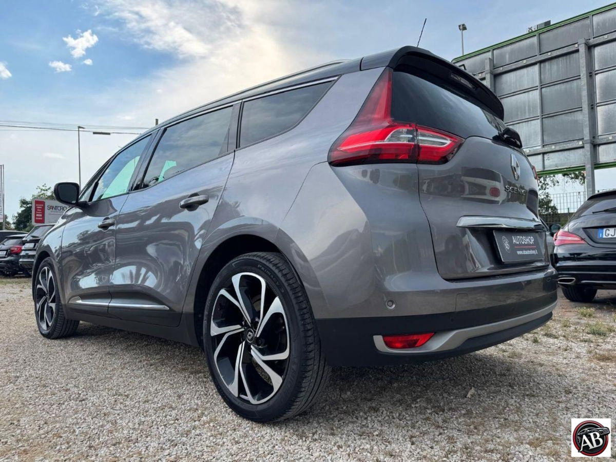 Renault Grand Scénic 1.6 dci energy Bose 130cv (10)