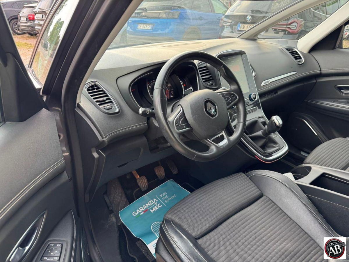 Renault Grand Scénic 1.6 dci energy Bose 130cv (11)