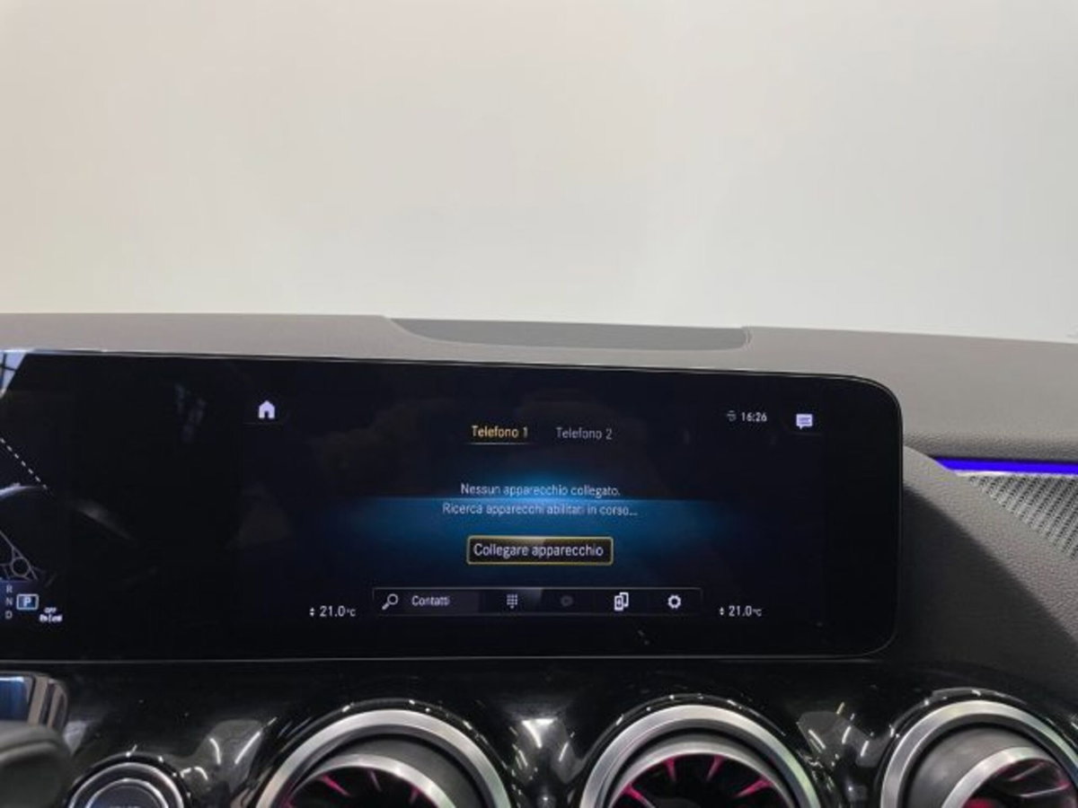 Mercedes-Benz GLA SUV 45 S 4Matic+ AMG (10)