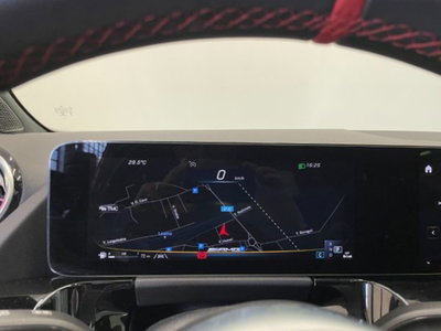 Mercedes-Benz GLA SUV 45 S 4Matic+ AMG (18)