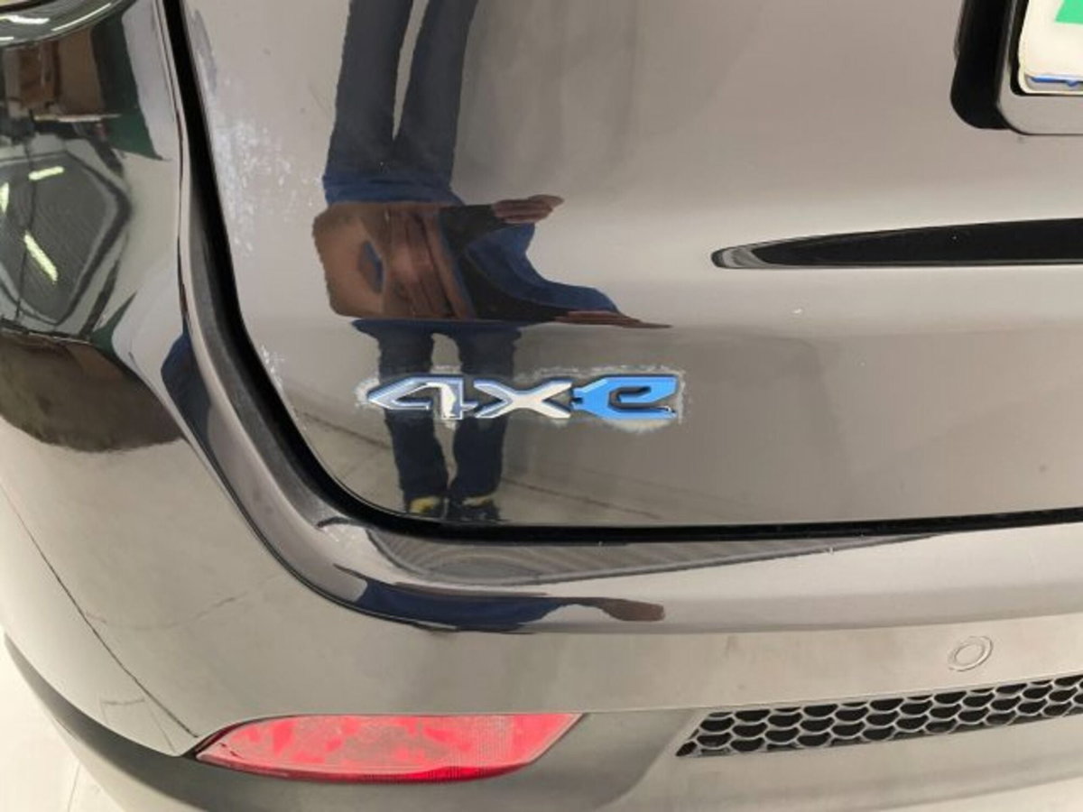 Jeep Compass 1.3 T4 190CV PHEV AT6 4xe Limited (8)