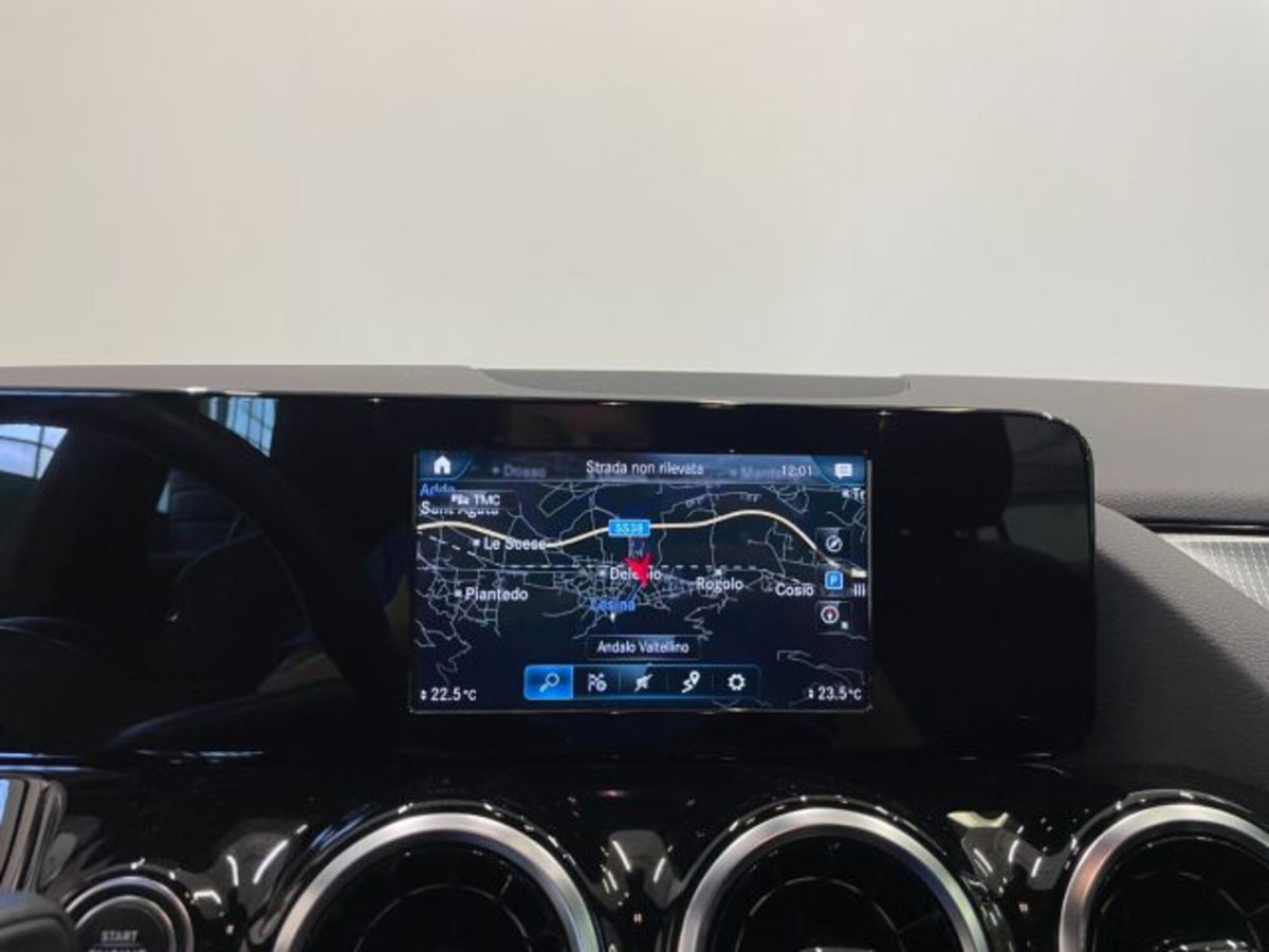 Mercedes-Benz GLA SUV 220 d Automatic 4Matic Sport Plus (12)