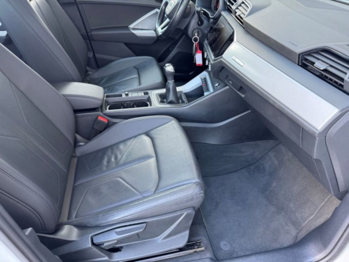 Audi Q3 Sportback 35 1.5 tfsi Business Plus (19)