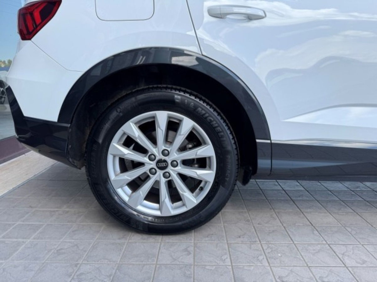 Audi Q3 Sportback 35 1.5 tfsi Business Plus (9)