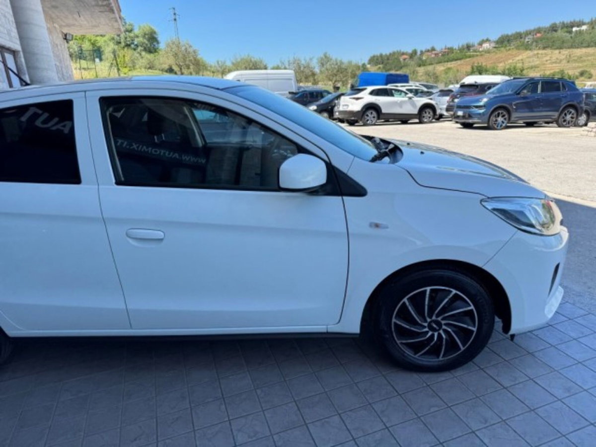 Mitsubishi Space Star 1.2 Intense SDA (8)