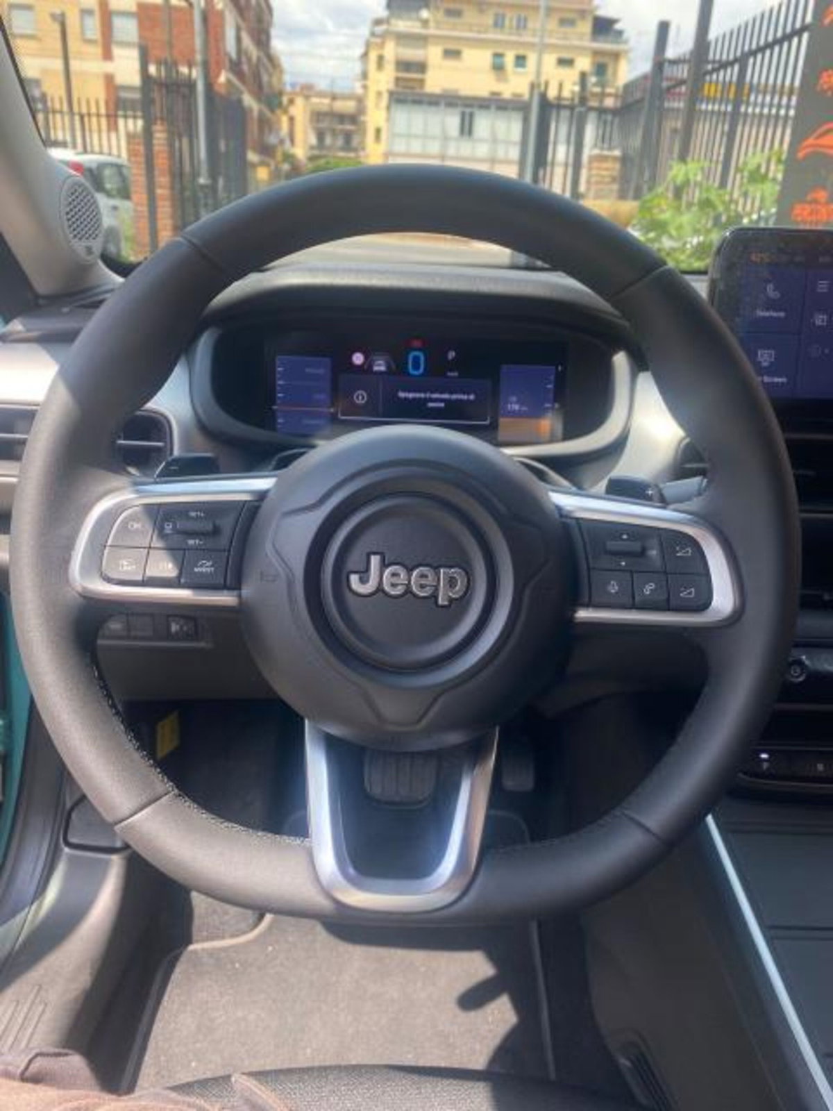 Jeep Avenger 1.2 turbo Summit fwd 100cv (4)