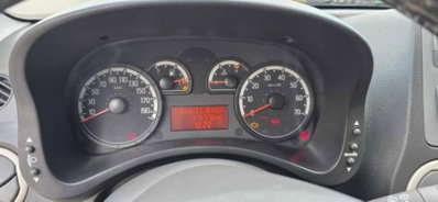 Fiat Panda 1.3 MJT 16V DPF 4x4 Climbing (9)