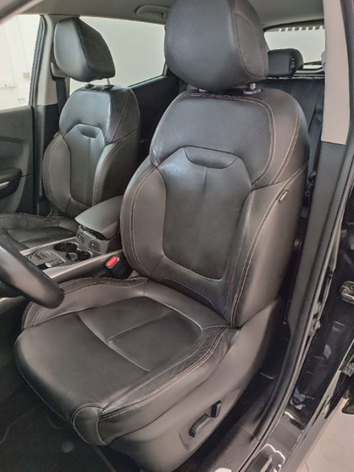 Renault Kadjar 8V 110CV EDC Energy Intens (14)