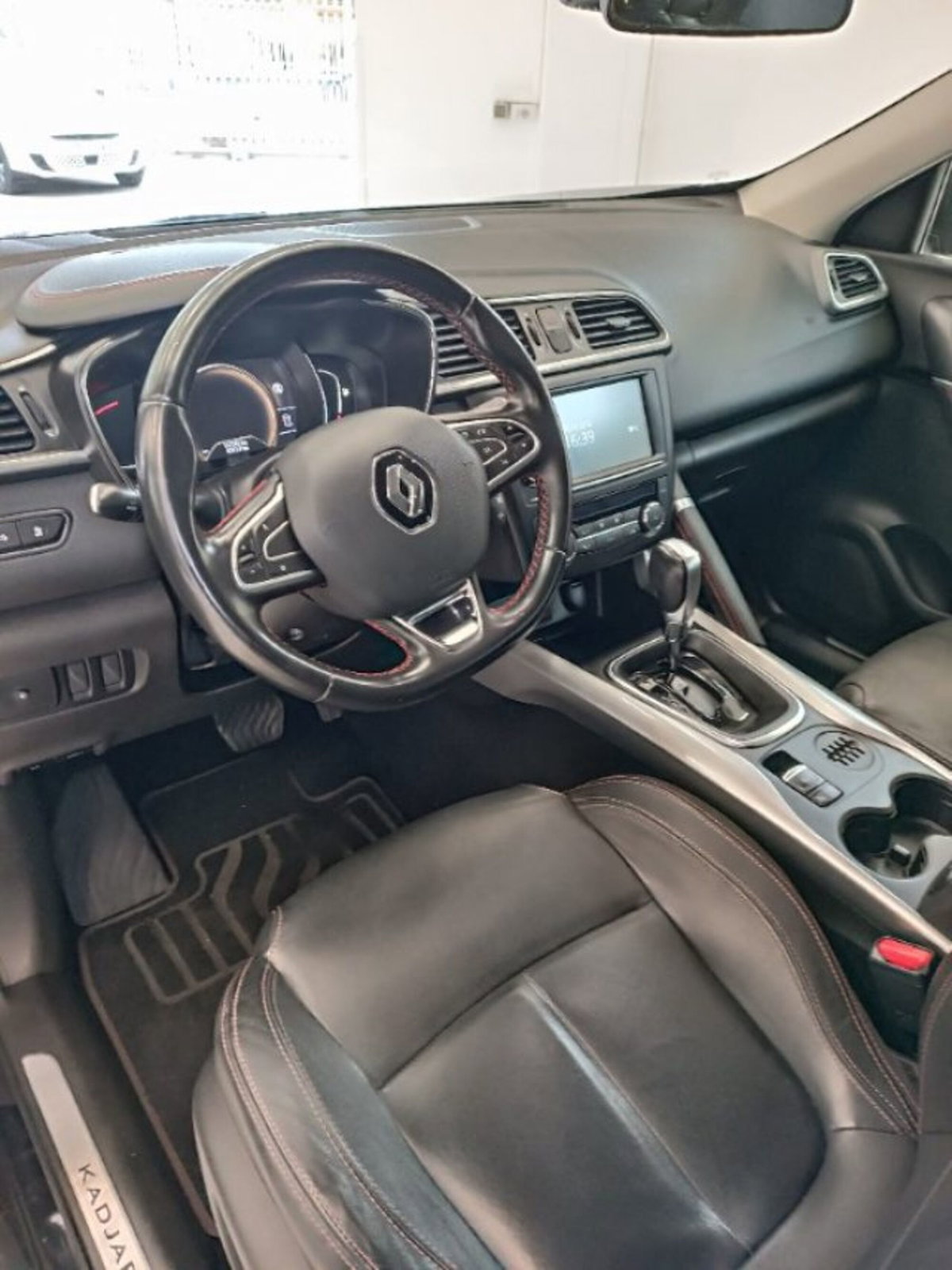Renault Kadjar 8V 110CV EDC Energy Intens (15)