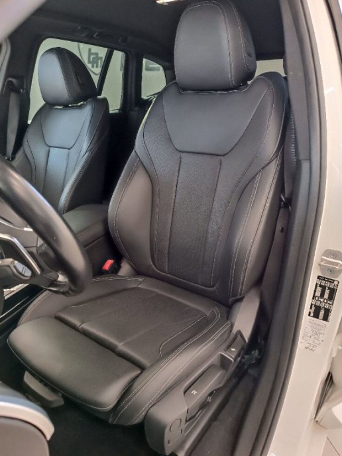BMW X3 sDrive18d 48V Msport (13)