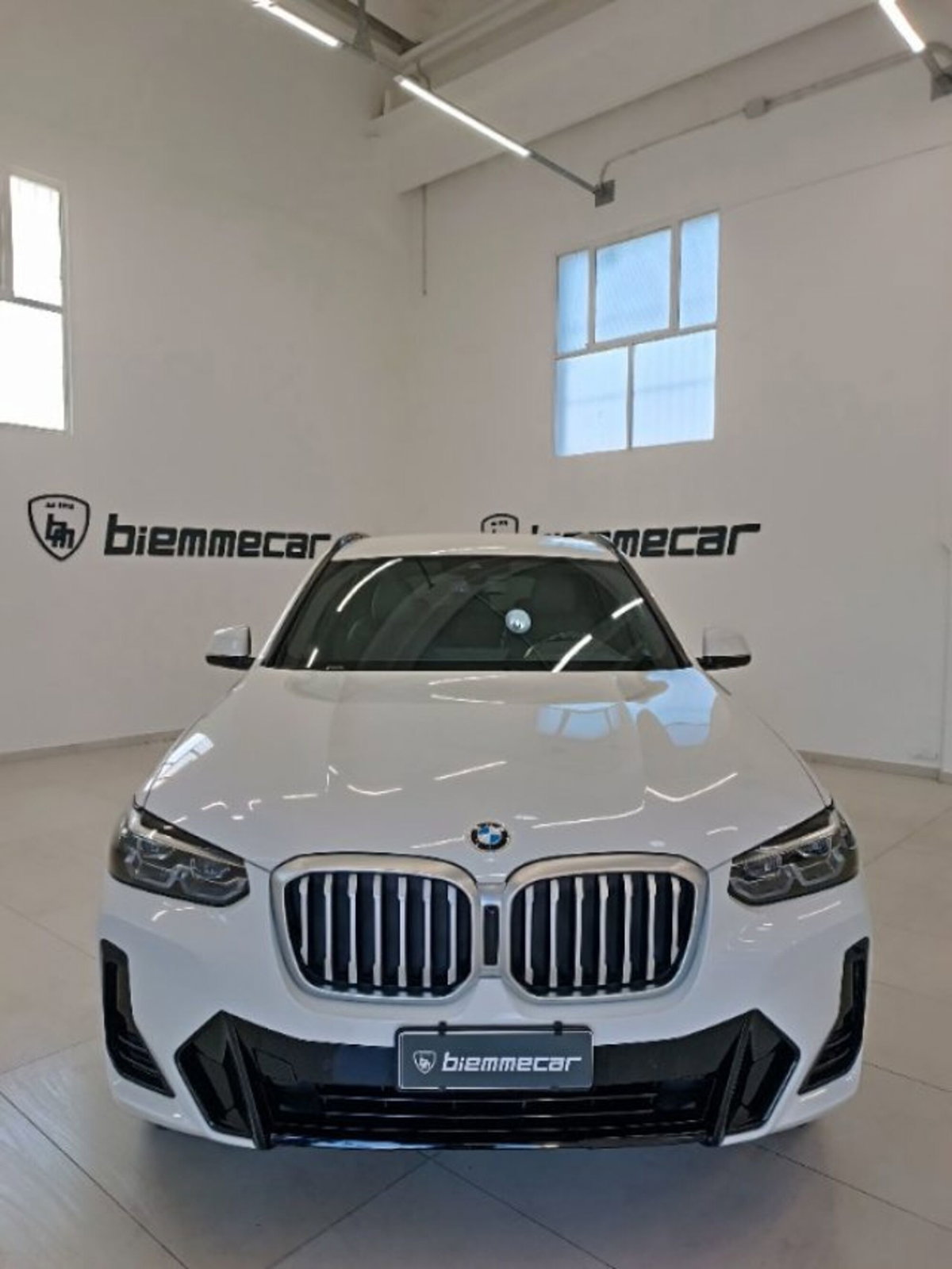 BMW X3 sDrive18d 48V Msport (3)