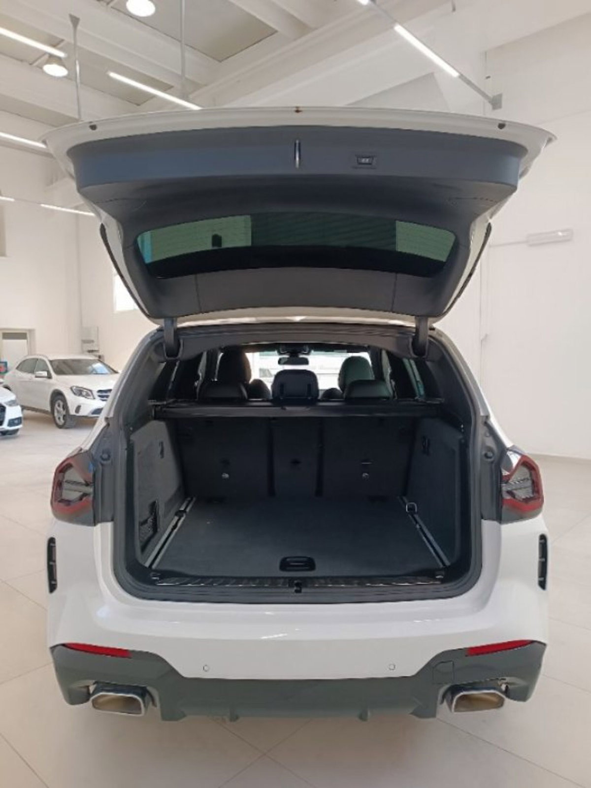 BMW X3 sDrive18d 48V Msport (9)