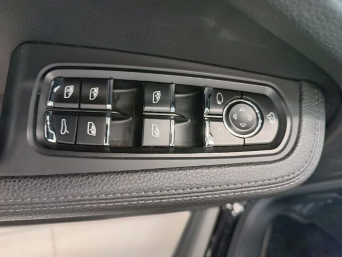 Porsche Macan 2.0 (20)
