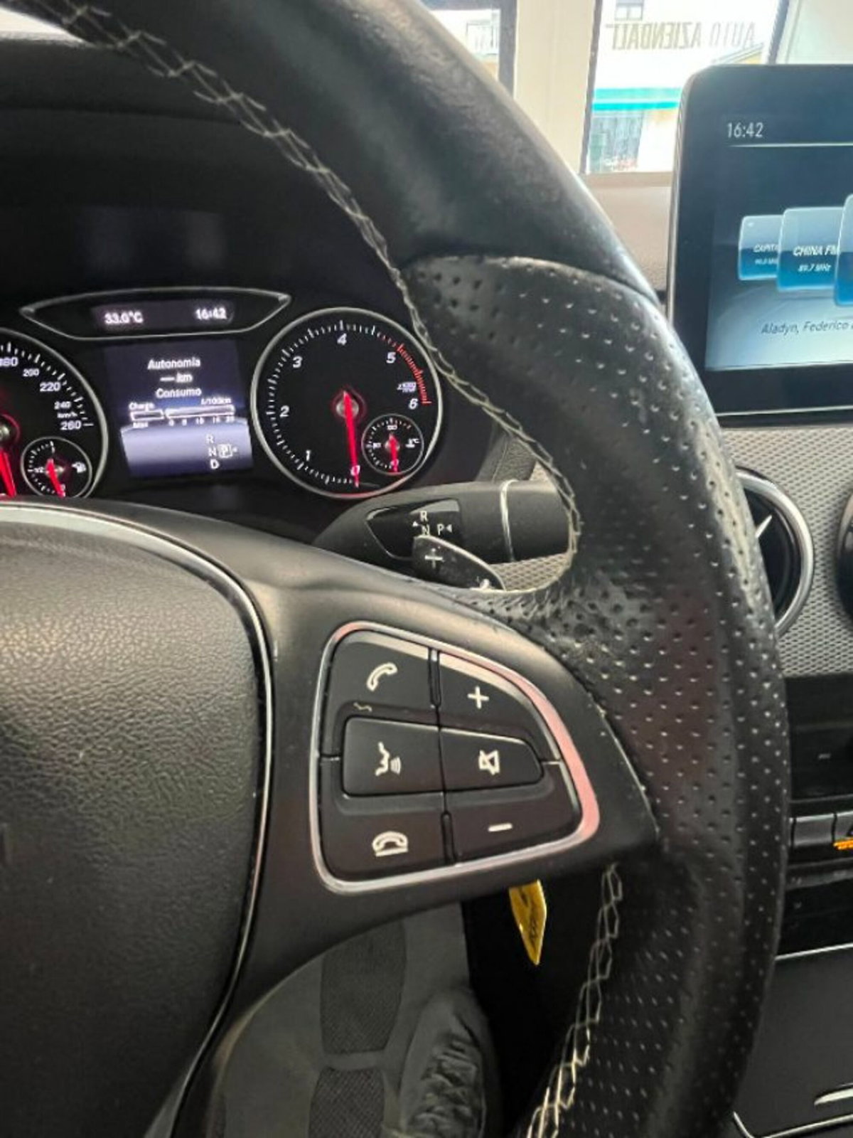 Mercedes-Benz Classe B 180 d Automatic Sport (12)